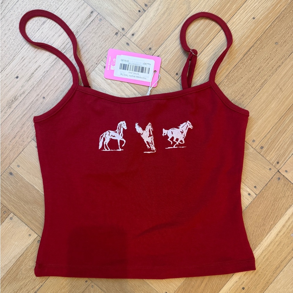 NWT! Edikted - Wild Horses Graphic Tank Top - XS Vivid Red Graphic Tank Top